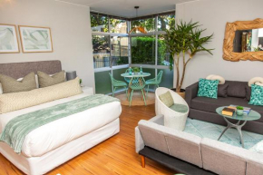Apart-Mint Studio in Green Point